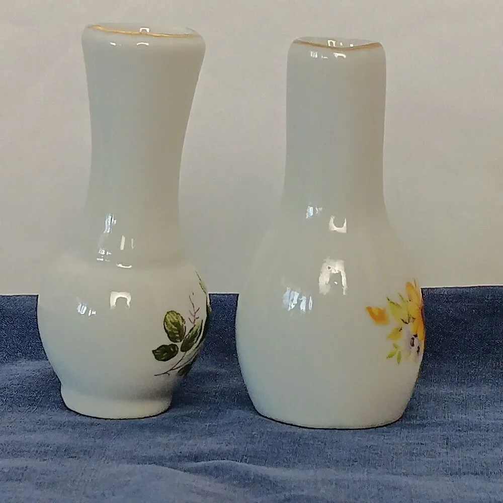 Miniature Vase 2 1/2” Tall Porcelain  Yellow and Pink Flowers Gold Rim